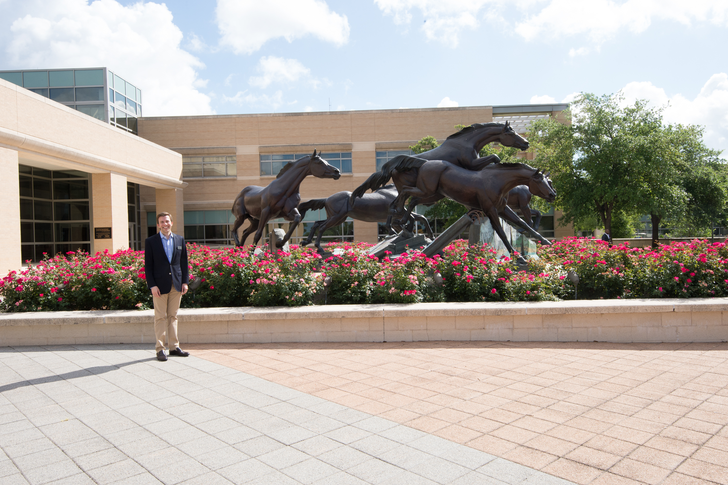 Applications Open for Fourth Presidential Leadership Scholars Class